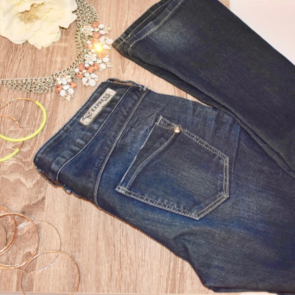 Express Mid Rise Dark Wash Stella Jeans Size 2
